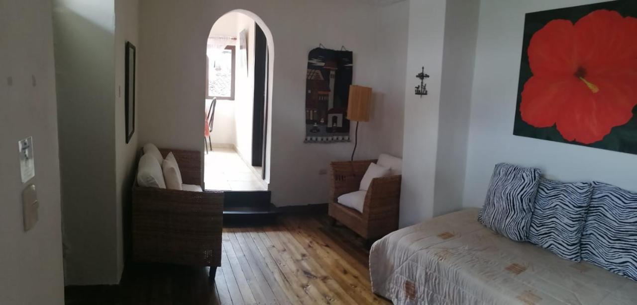 Casa Macondo Bed & Breakfast Куэнка Экстерьер фото