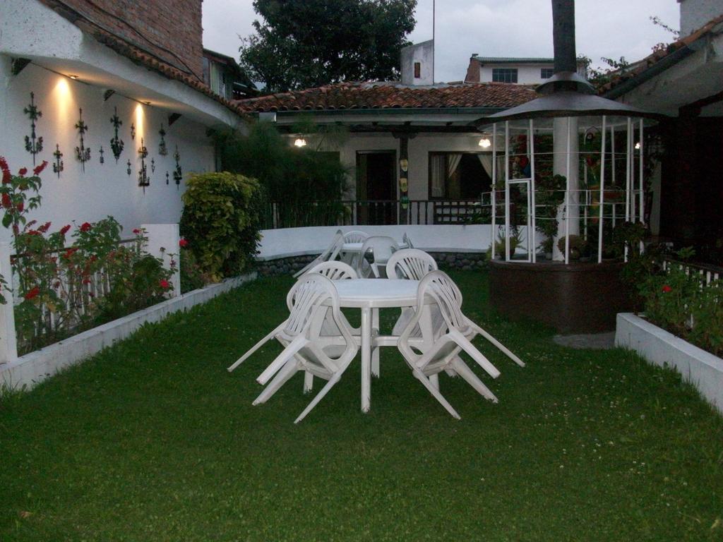 Casa Macondo Bed & Breakfast Куэнка Экстерьер фото
