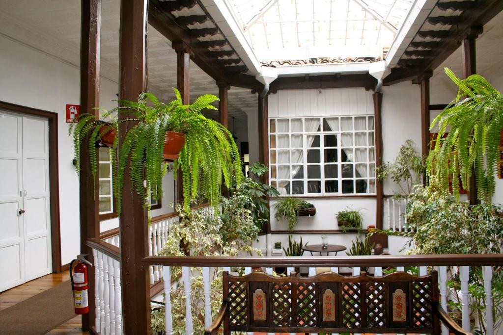 Casa Macondo Bed & Breakfast Куэнка Экстерьер фото